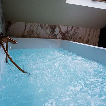 La Marble - Balnéo&sauna * Angers