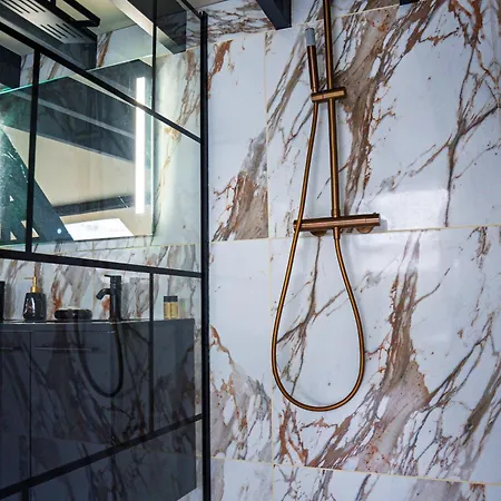 Apartamento La Marble - Balnéo&sauna Angers