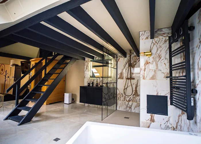 La Marble - Balneo & Sauna Апартаменты *