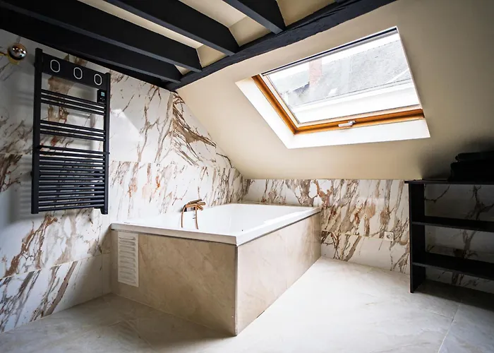 La Marble - Balneo & Sauna Анже